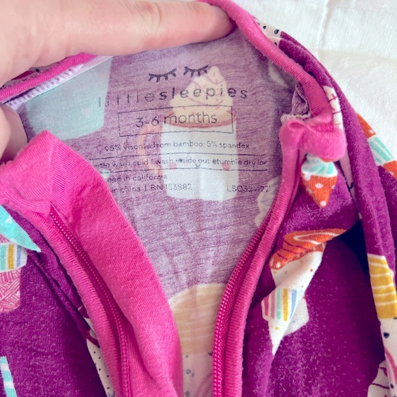 Little Sleepies Damaged Lot (4 zippies included) - Picture 9 of 12